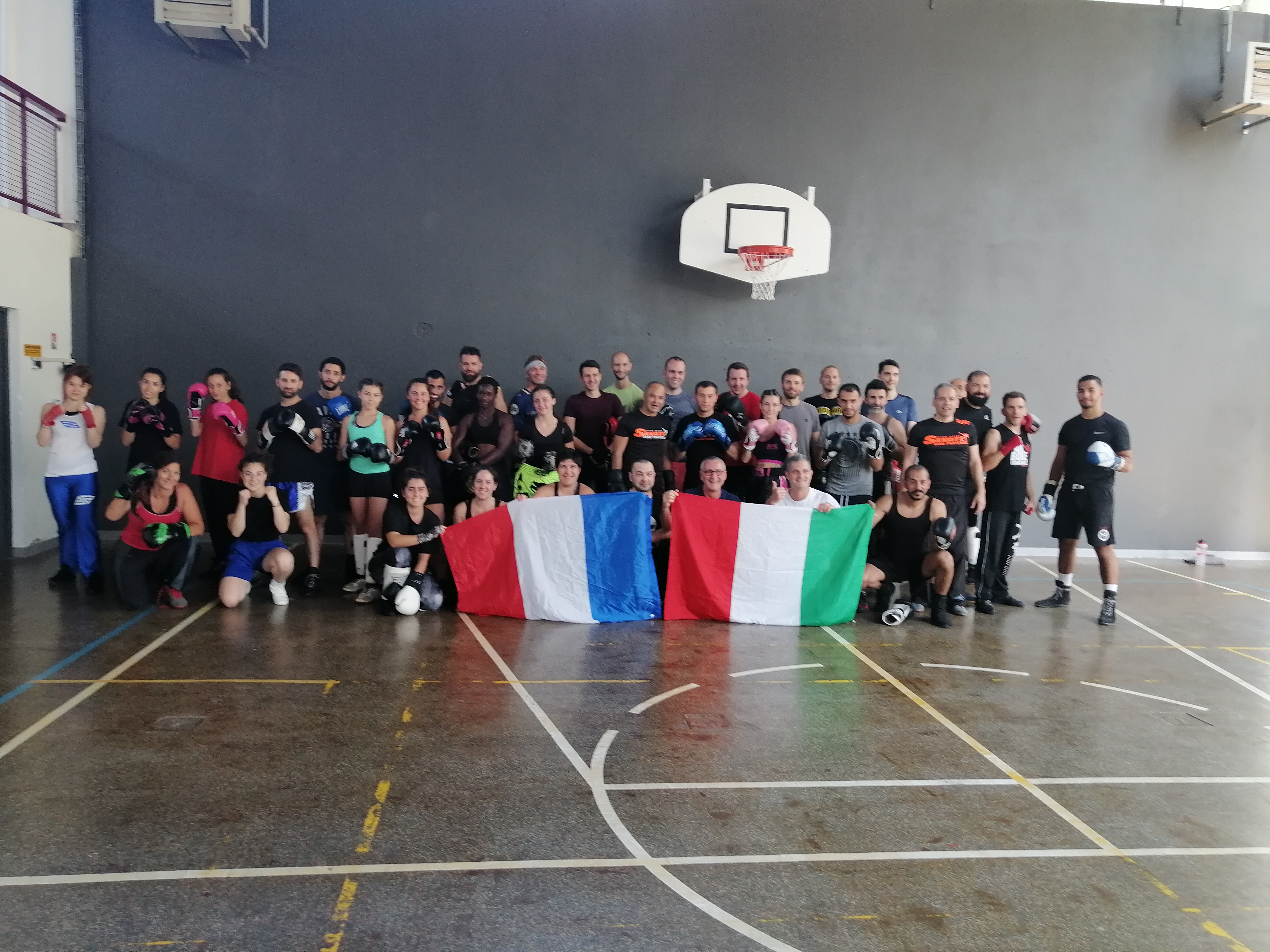 FRANCIA & ITALIA, ASSIEME PER  FORMAZIONE E GARA IN SAVATE BOXE FRANCESE.