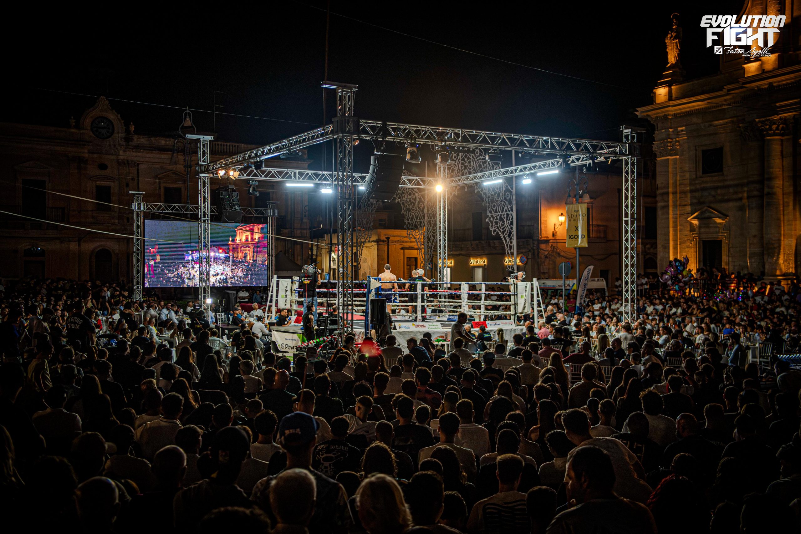 Evolution Fight da record: Faraoni batte Mambongo, Gennuso e Blandizzi si prendono le cinture le ISKA