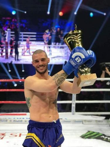 Enrico e Lion Fight