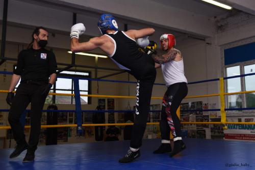 SAVATE IN AMICIZIA